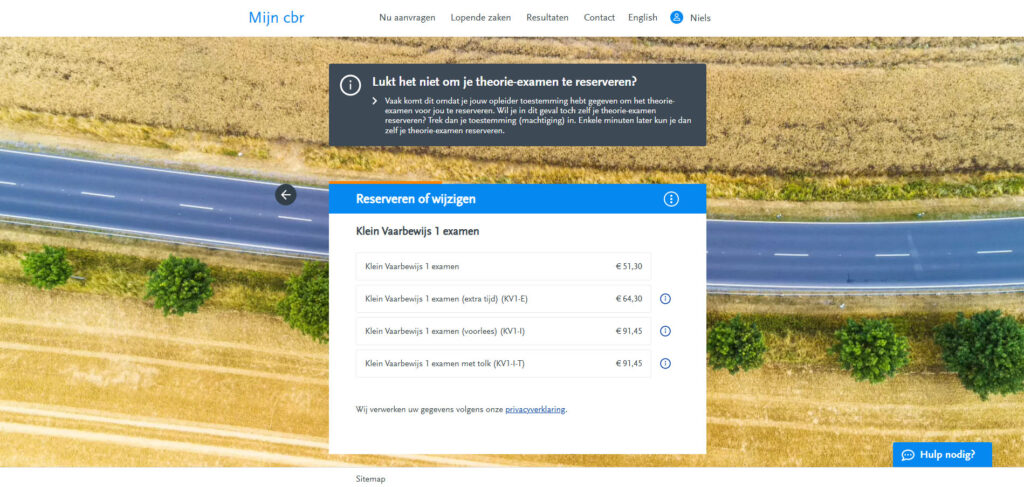 Je kunt kiezen uit verschillende typen examens. Daarvoor moet je wel aan eisen voldoen, zoals Dyslexie met een verklaring. Anders kies je het bovenste examen.